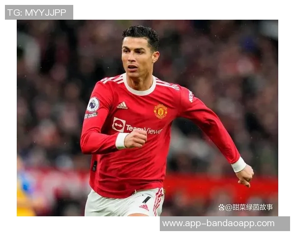 足球封面杂志:探索绿茵场上的传奇故事与球员风采的全景视角 足球封面杂志:探索绿茵场上的传奇故事与球员风采的全景视角